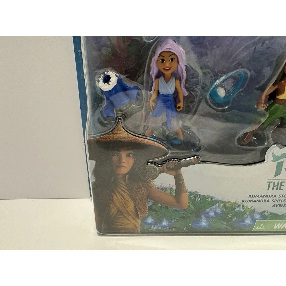 Disney's Raya and the Last Dragon Kumandra Exclusive Story Set with Accessories